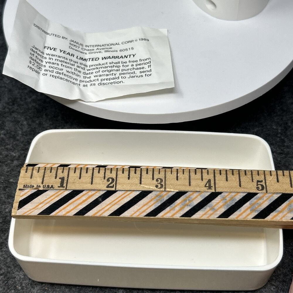 Vintage Deluxe Diet Food Scale White Mechanical Kitchen Tool by Janus w/ Box - Picture 4 of 15